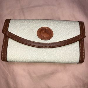 Dooney & Bourke wallet